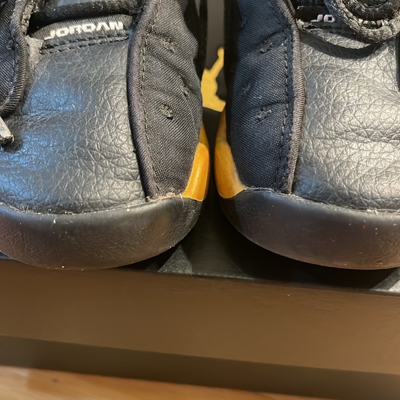 Kids Jordan 13 Retro Carmelo Anthony Class 2022 Black Gold Toddler Size 9C - Picture 11 of 11